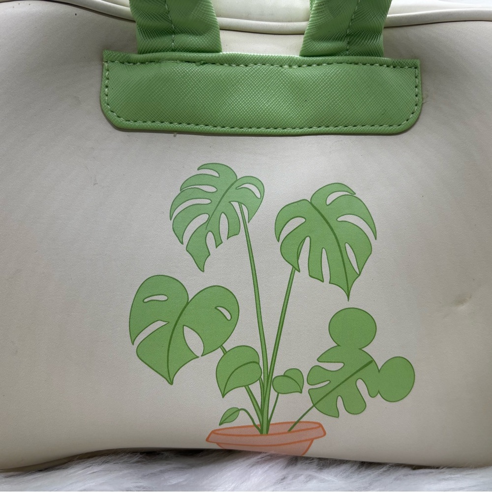 Loungefly Disney House Bag with Mickey Mouse And Friends - Picture 3 of 4